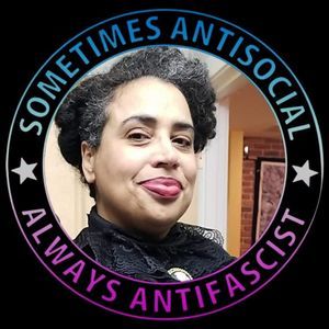 Meet your Posher, Anitra